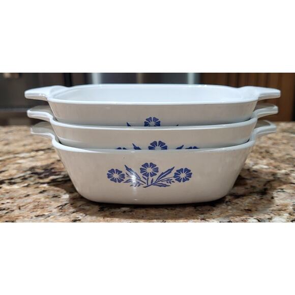 Corning Ware Blue Cornflower Petite Pans (Set Of 3) - Picture 16 of 16